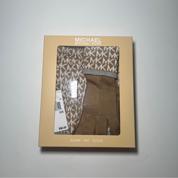 Michael Michael Kors Scarf Hat Glove